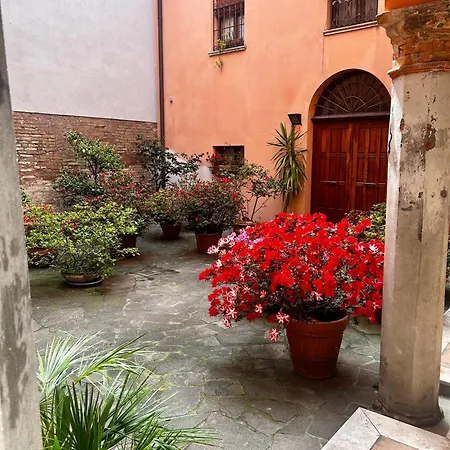 Maison Mayr Apartment Ferrara
